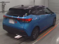 Nissan NOTE лот № 30458 оценка 4  с аукциона в Японии 1