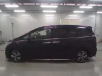 Honda ODYSSEY лот № 30464 оценка 4.5  с аукциона в Японии 3