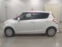Suzuki SWIFT лот № 30465 оценка R  с аукциона в Японии 3