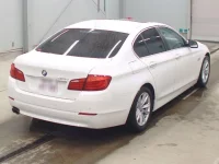BMW 5-Series лот № 3283 оценка 4  с аукциона в Японии 1