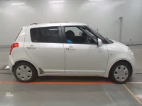 Suzuki SWIFT лот № 50039 оценка RA  с аукциона в Японии 2