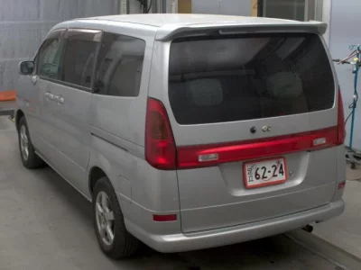 Nissan SERENA  с аукциона в Японии