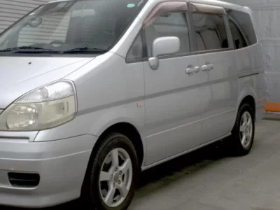 Nissan SERENA  с аукциона в Японии