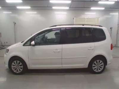 Volkswagen GOLF TOURAN  с аукциона в Японии