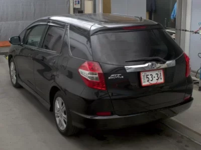Honda FIT SHUTTLE  с аукциона в Японии