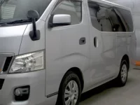 Nissan CARAVAN лот № 2015 оценка 3  с аукциона в Японии 3