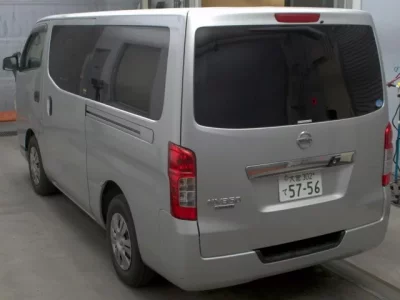 Nissan CARAVAN  с аукциона в Японии