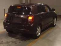 Toyota IST лот № 4089 оценка 3.5  с аукциона в Японии 1