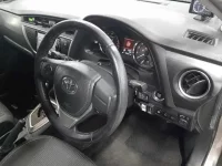 Toyota AURIS лот № 30486 оценка 4.5  с аукциона в Японии 6