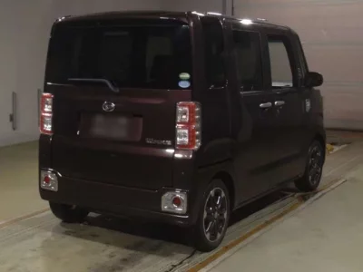 Daihatsu WAKE  с аукциона в Японии