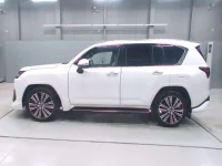 Lexus LX лот № 4085 оценка 6  с аукциона в Японии 3