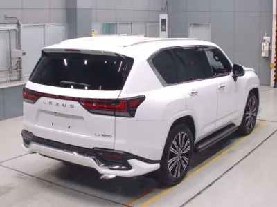 Lexus LX  с аукциона в Японии