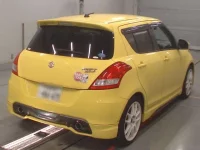 Suzuki SWIFT лот № 30490 оценка 4  с аукциона в Японии 1