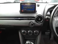 Mazda DEMIO лот № 3307 оценка 3.5  с аукциона в Японии 8