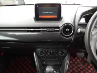 Mazda DEMIO лот № 3311 оценка 3.5  с аукциона в Японии 8