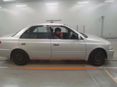 Toyota CARINA  с аукциона в Японии