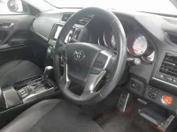 Toyota MARK X лот № 30501 оценка 4  с аукциона в Японии 5