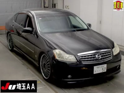 Nissan FUGA  с аукциона в Японии