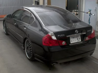 Nissan FUGA  с аукциона в Японии