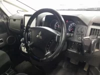 Mitsubishi DELICA D5 лот № 30507 оценка 4  с аукциона в Японии 6