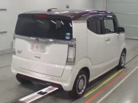 Honda N BOX SLASH лот № 477 оценка 4.5  с аукциона в Японии 1