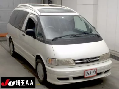 Toyota ESTIMA  с аукциона в Японии