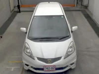Honda FIT лот № 4114 оценка 3.5  с аукциона в Японии 4
