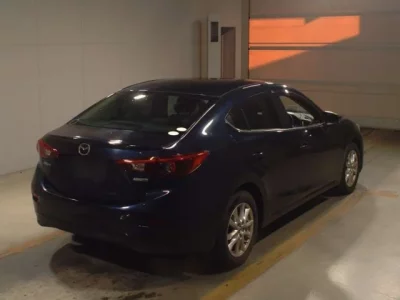 Mazda AXELA  с аукциона в Японии