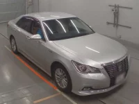 Toyota CROWN лот № 30513 оценка 3.5  с аукциона в Японии 4