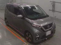 Nissan DAYZ лот № 485 оценка 3.5  с аукциона в Японии 4