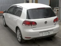 Volkswagen GOLF лот № 2047 оценка 4  с аукциона в Японии 1