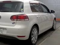 Volkswagen GOLF лот № 2047 оценка 4  с аукциона в Японии 4