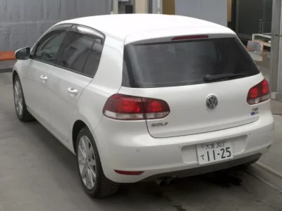 Volkswagen GOLF  с аукциона в Японии