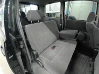 Toyota VOXY лот № 30524 оценка 2  с аукциона в Японии 8