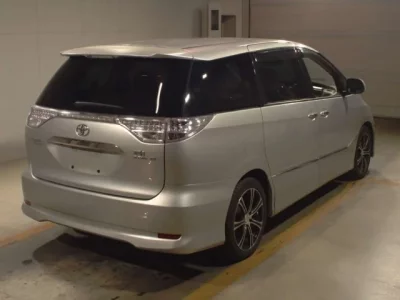 Toyota ESTIMA HYBRID