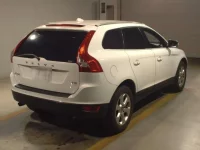 Volvo XC60 лот № 5008 оценка 4.5  с аукциона в Японии 1
