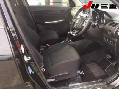 Suzuki SWIFT  с аукциона в Японии