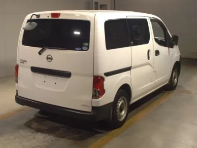 Nissan NV200  с аукциона в Японии