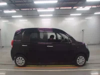 Toyota PORTE лот № 30549 оценка 3.5  с аукциона в Японии 2