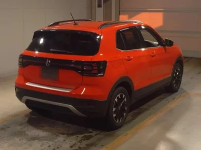 Volkswagen T-CROSS  с аукциона в Японии