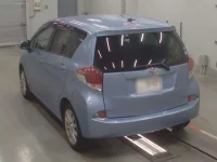 Toyota RACTIS лот № 30552 оценка 3.5  с аукциона в Японии 5