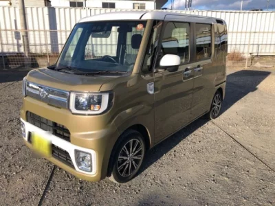 Toyota PIXIS MEGA
