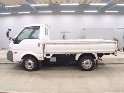 Mazda BONGO  с аукциона в Японии