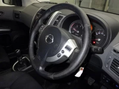 Nissan X-TRAIL  с аукциона в Японии