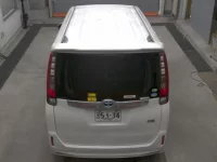 Toyota NOAH лот № 2109 оценка R  с аукциона в Японии 6