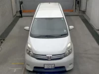 Toyota ISIS лот № 2117 оценка 3.5  с аукциона в Японии 5