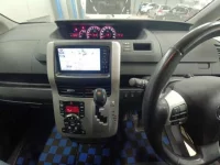 Toyota NOAH лот № 30606 оценка 3.5  с аукциона в Японии 8