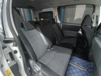 Toyota NOAH лот № 30606 оценка 3.5  с аукциона в Японии 9