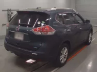 Nissan X-TRAIL лот № 30624 оценка 4.5  с аукциона в Японии 1