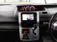 Toyota NOAH лот № 30625 оценка 3  с аукциона в Японии 8